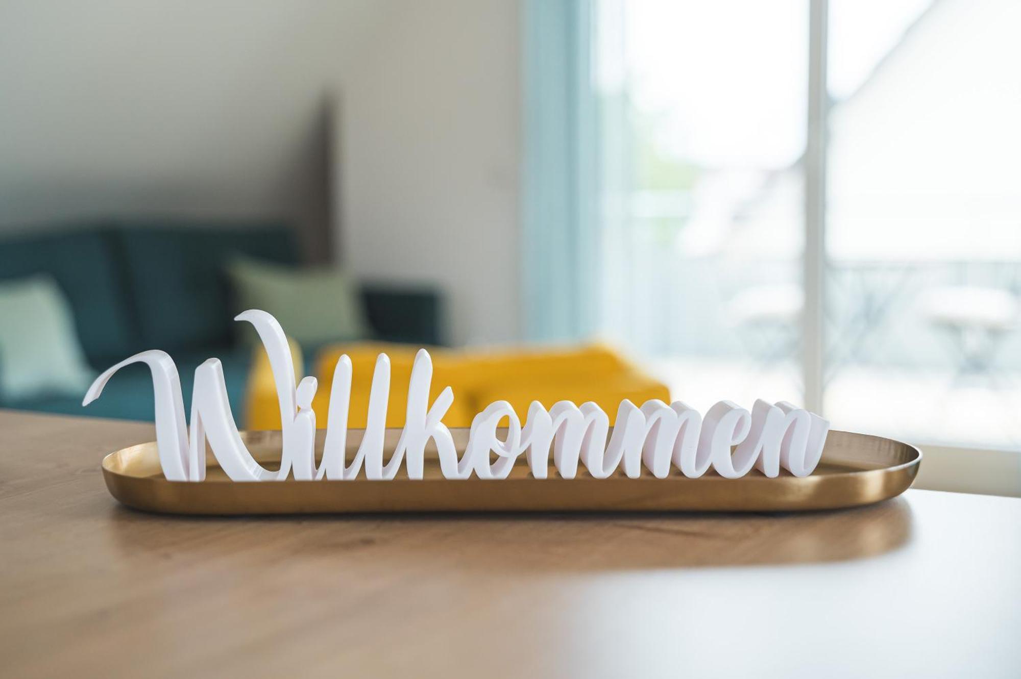 Design-Apartment - Kueche - Balkon - Tiefgarage Leinfelden-Echterdingen Zewnętrze zdjęcie