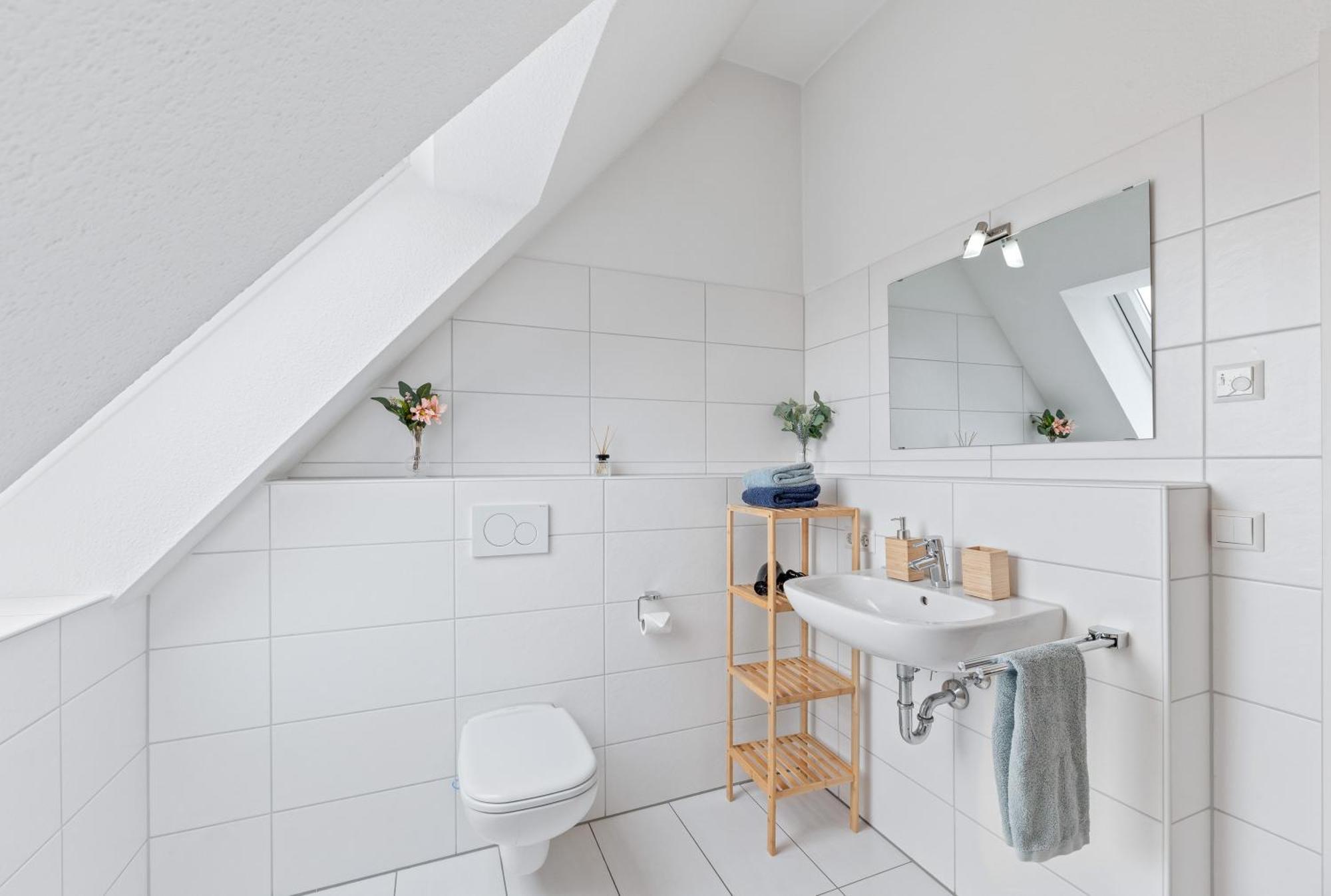 Design-Apartment - Kueche - Balkon - Tiefgarage Leinfelden-Echterdingen Zewnętrze zdjęcie